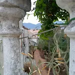 A' Porta I Frustere