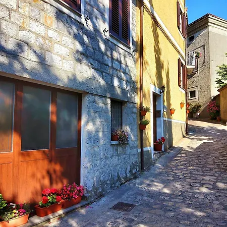 Apartment A' Porta I Frustere Rotonda