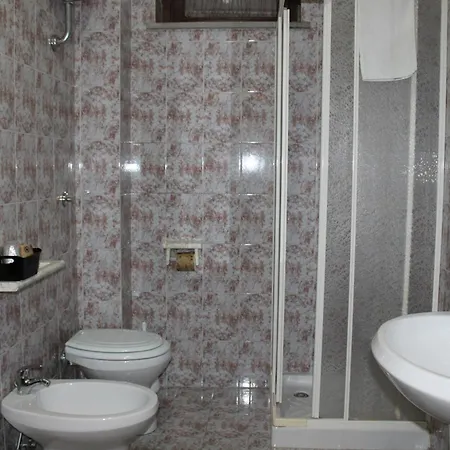 A' Porta I Frustere Apartman Rotonda