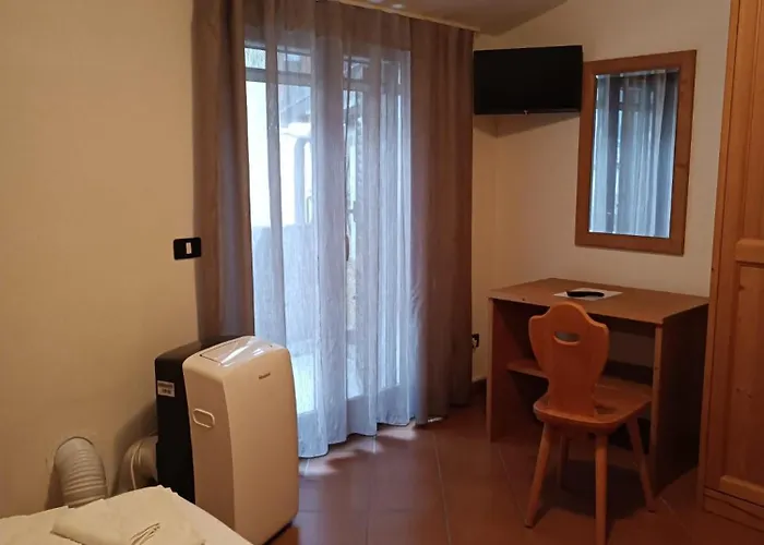 A' Porta I Frustere *