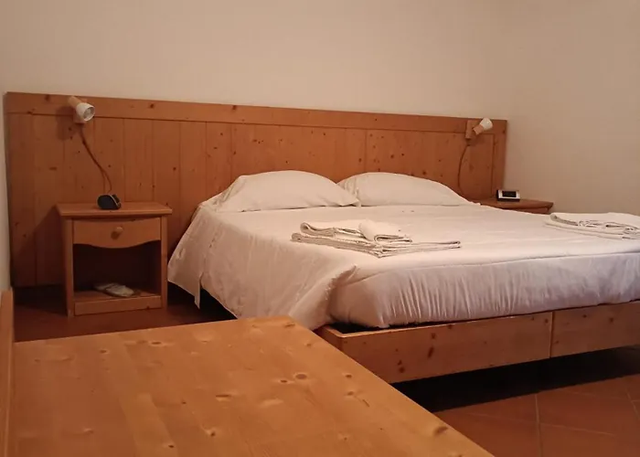 A' Porta I Frustere *