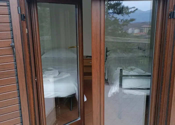 A' Porta I Frustere *